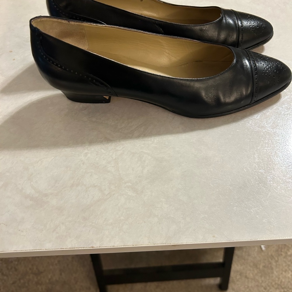 Cole Haan black heels - Picture 2 of 5